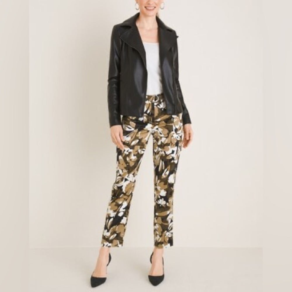 Chico’s Satin Belted Camo-Floral Cargo Ankle Pants Size 0